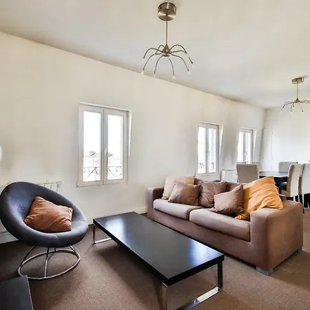 Belle Vue Apartment *